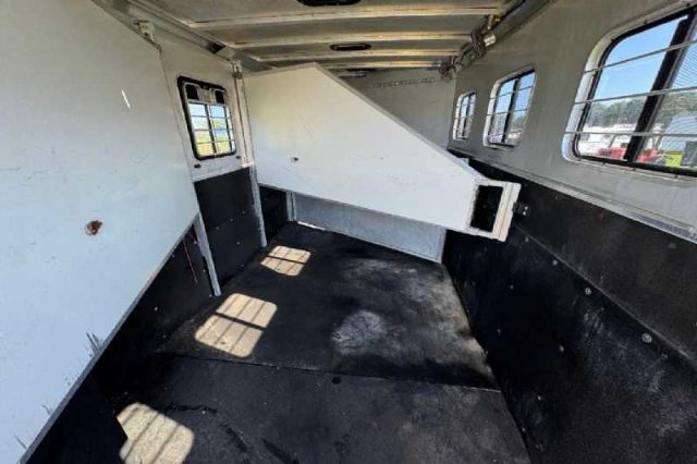 Used Horse Trailers for Sale