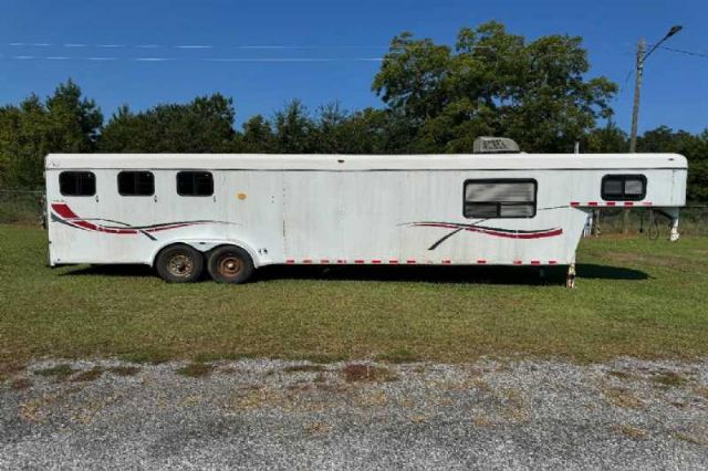 Used Horse Trailers for Sale