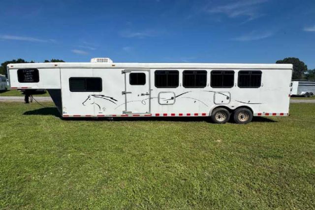 Used Horse Trailers for Sale
