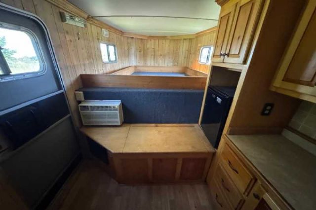 Used Horse Trailers for Sale
