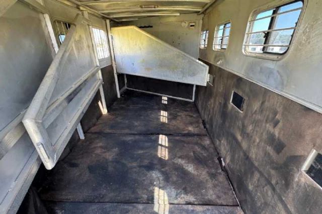 Used Horse Trailers for Sale