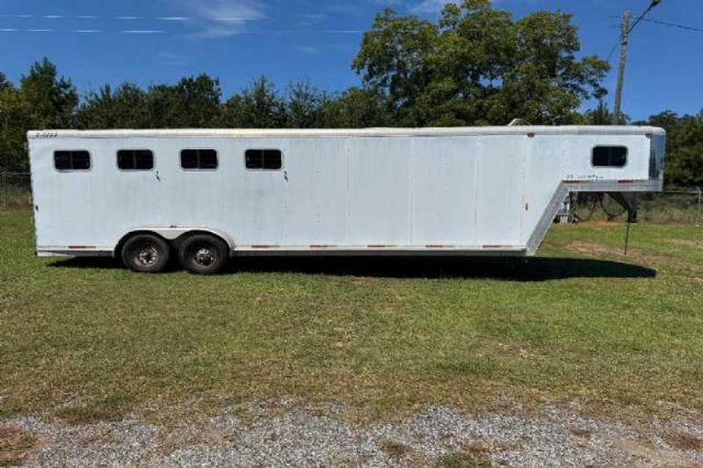Used Horse Trailers for Sale