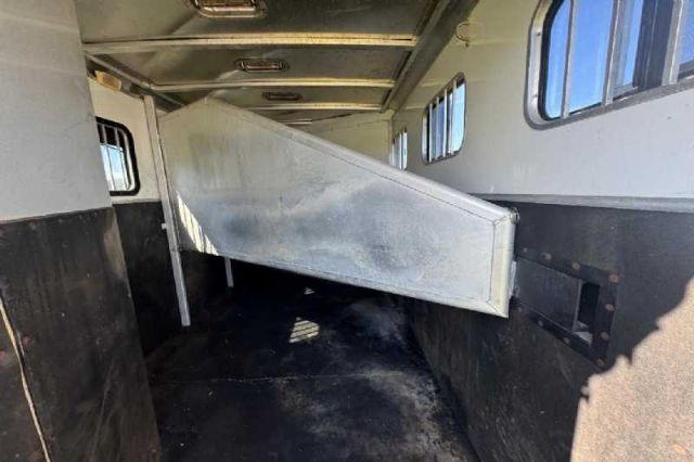 Used Horse Trailers for Sale
