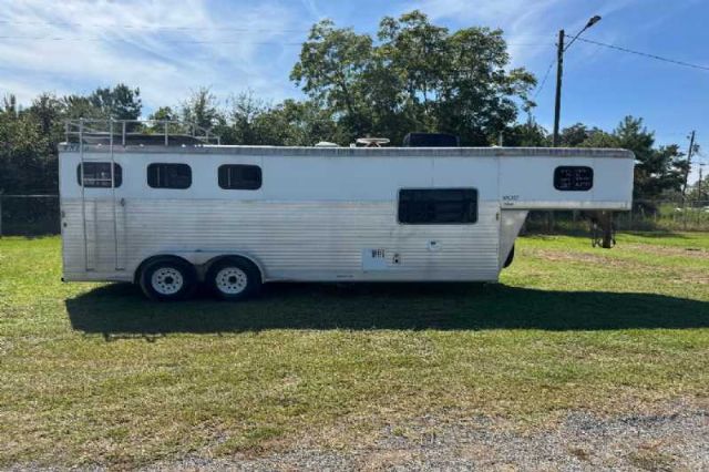 Used Horse Trailers for Sale