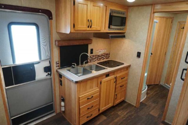 Used Horse Trailers for Sale