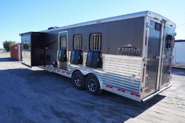 Used Horse Trailers for Sale