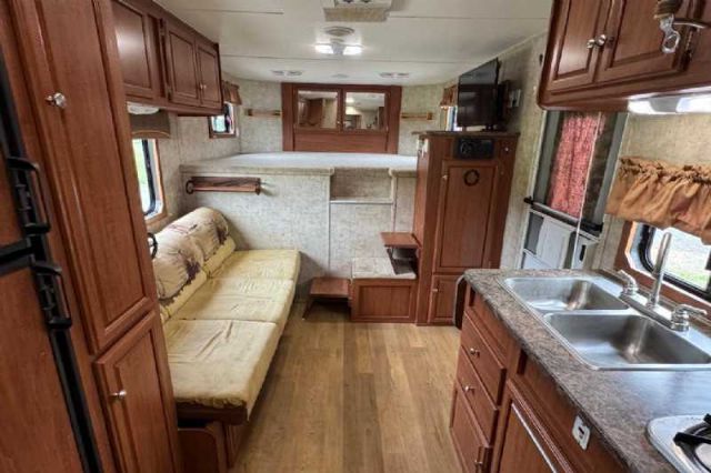Used Horse Trailers for Sale
