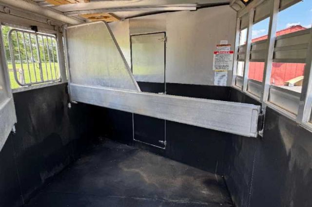 Used Horse Trailers for Sale