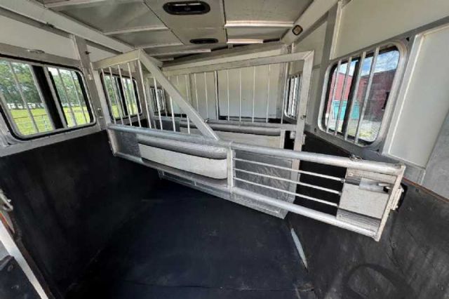 Used Horse Trailers for Sale