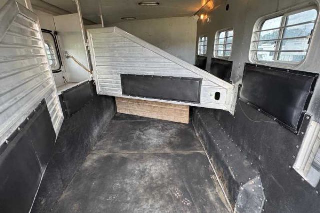 Used Horse Trailers for Sale
