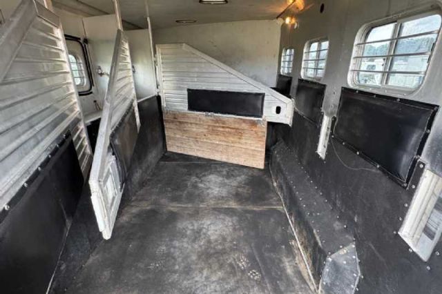Used Horse Trailers for Sale