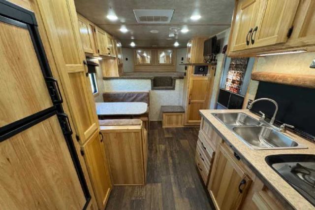 Used Horse Trailers for Sale