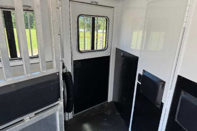 Used Horse Trailers for Sale