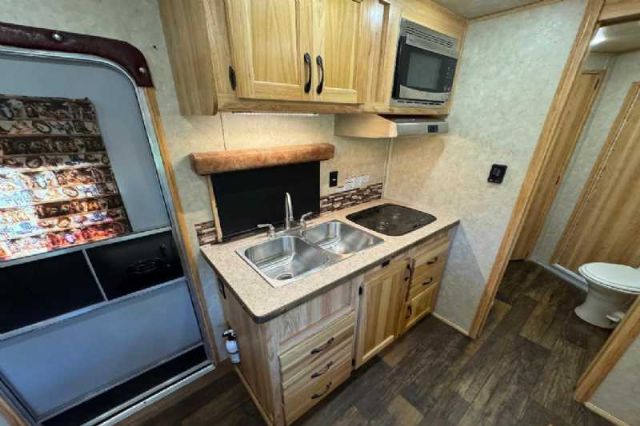 Used Horse Trailers for Sale