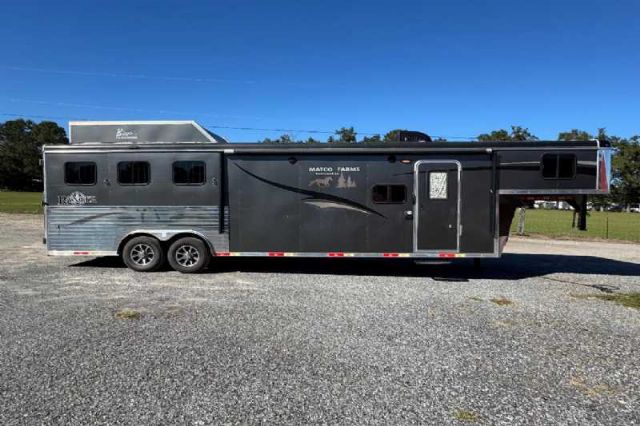 Used Horse Trailers for Sale