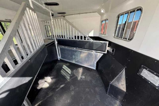 Used Horse Trailers for Sale