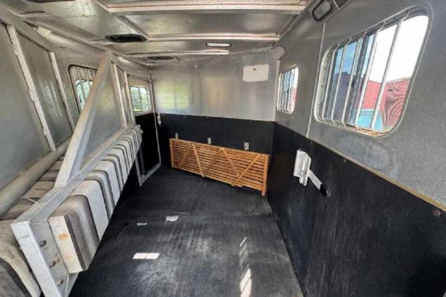 Used Horse Trailers for Sale