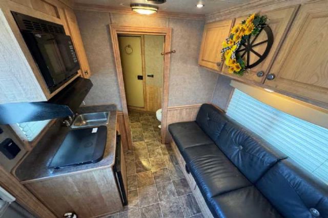 Used Horse Trailers for Sale