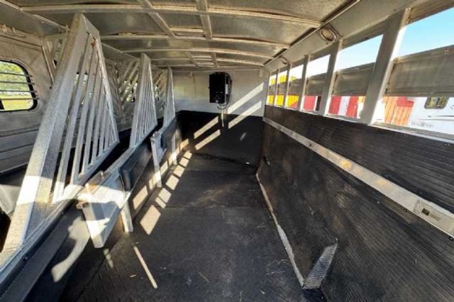 Used Horse Trailers for Sale