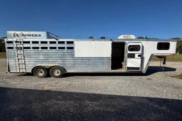 Used Horse Trailers for Sale