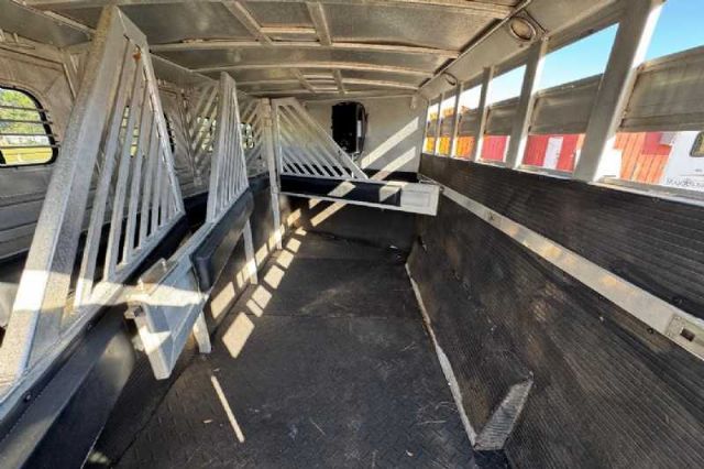 Used Horse Trailers for Sale