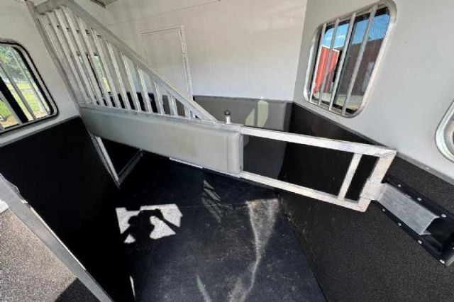 Used Horse Trailers for Sale