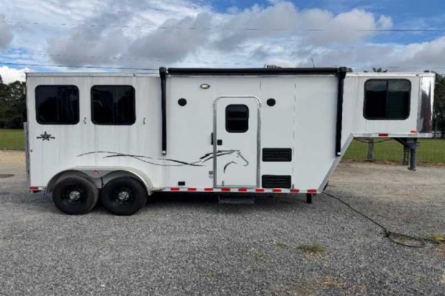 Used Horse Trailers for Sale