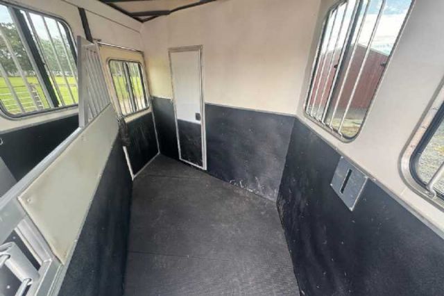 Used Horse Trailers for Sale