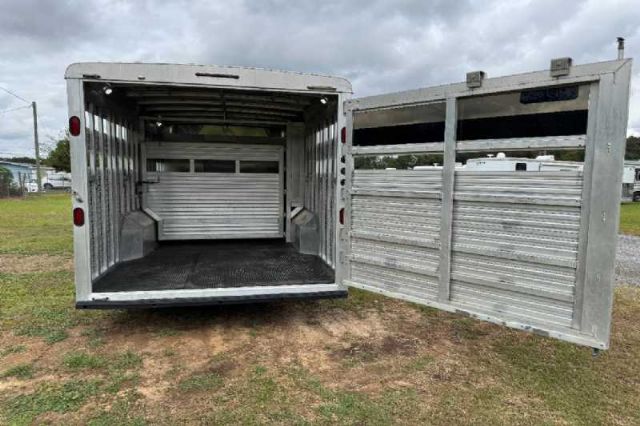 Used Horse Trailers for Sale