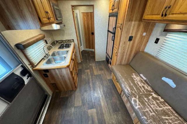 Used Horse Trailers for Sale