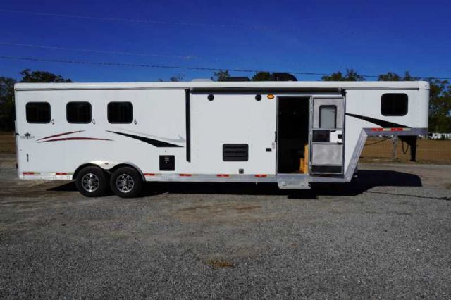 Used Horse Trailers for Sale