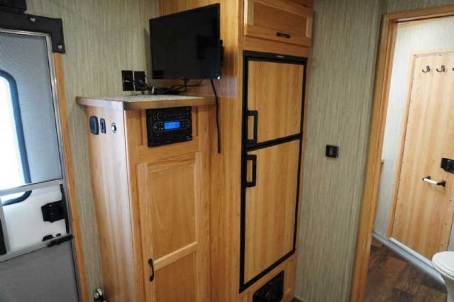 Used Horse Trailers for Sale