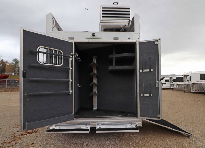 Used Horse Trailers for Sale