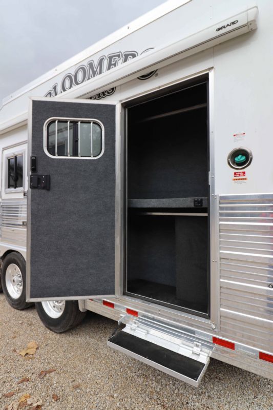 Used Horse Trailers for Sale