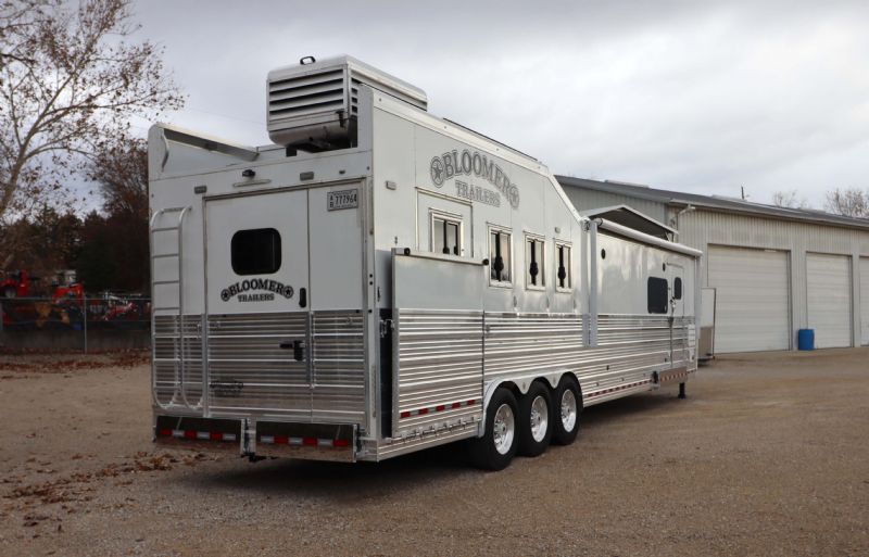 Used Horse Trailers for Sale