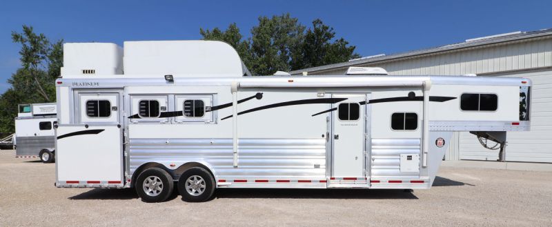 Used Horse Trailers for Sale