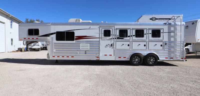 Used Horse Trailers for Sale