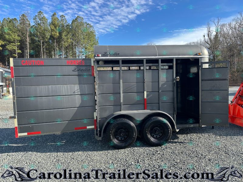 Used Horse Trailers for Sale