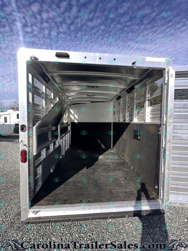Used Horse Trailers for Sale