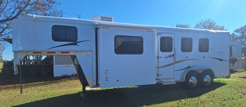 Used Horse Trailers for Sale