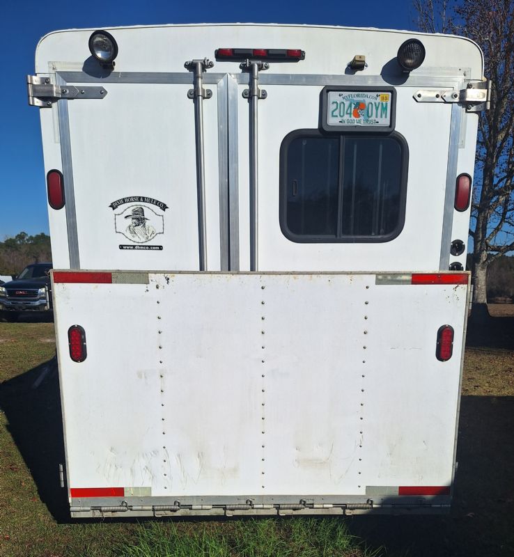 Used Horse Trailers for Sale