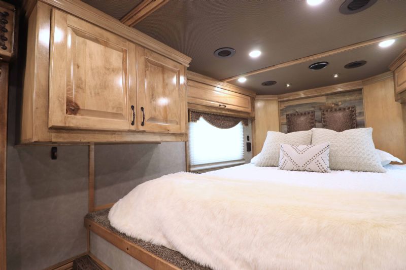 Used Horse Trailers for Sale