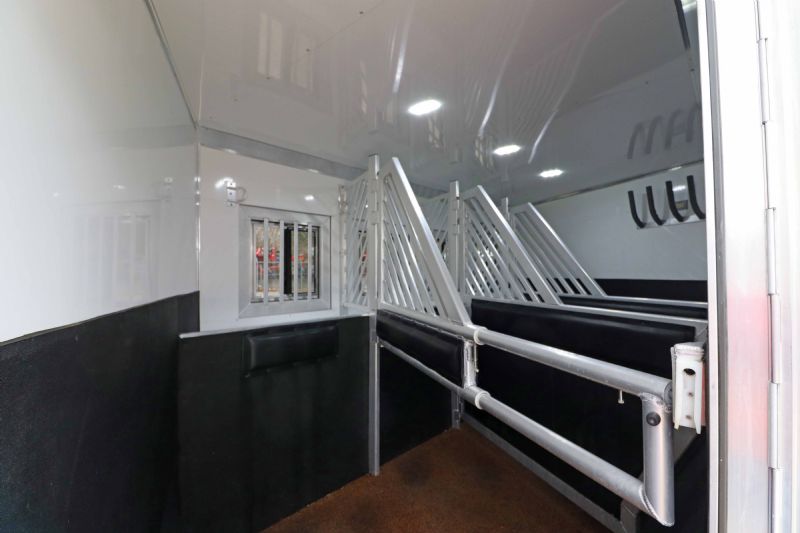 Used Horse Trailers for Sale