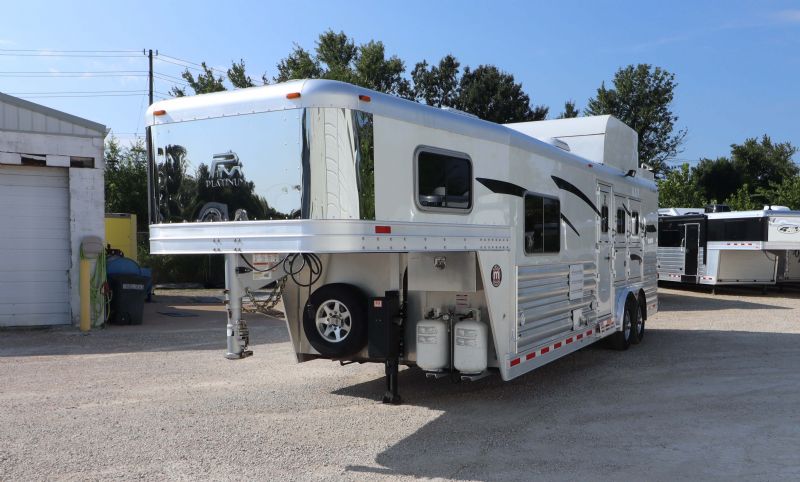 Used Horse Trailers for Sale