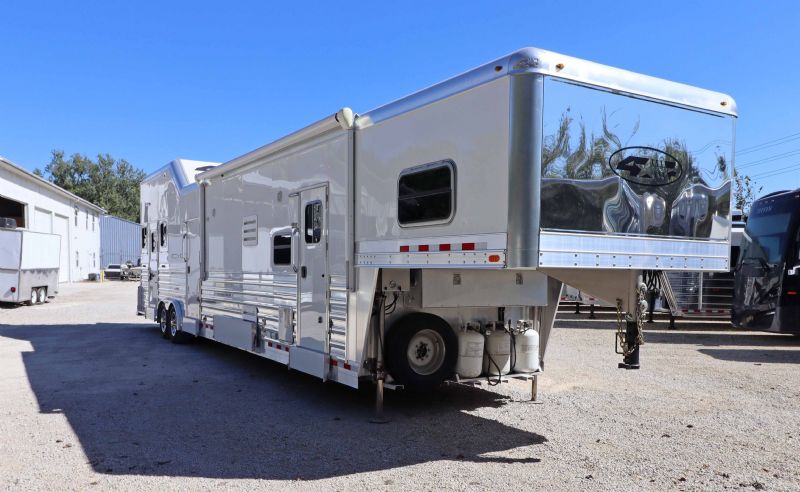 Used Horse Trailers for Sale