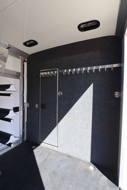 Used Horse Trailers for Sale