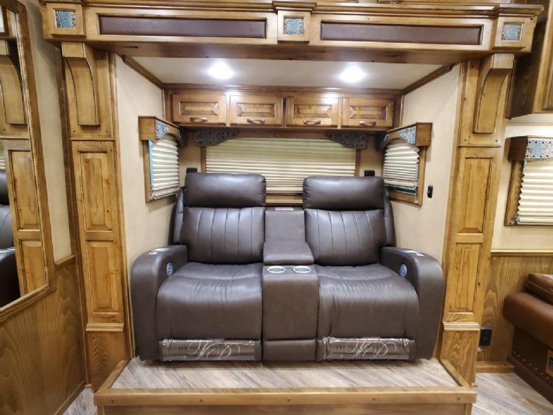 Used Horse Trailers for Sale