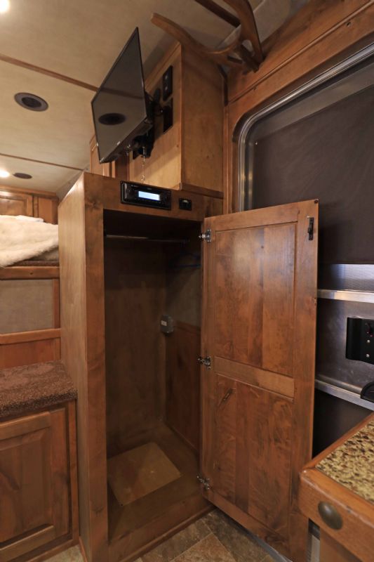 Used Horse Trailers for Sale