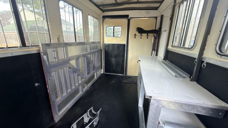 Used Horse Trailers for Sale