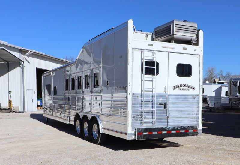 Used Horse Trailers for Sale